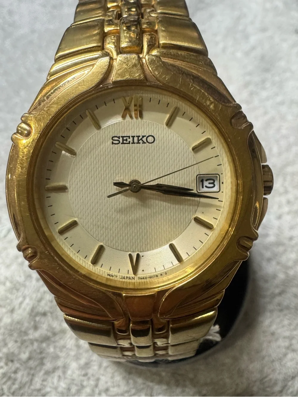 Seiko Gold Tone Analog Watch with Date